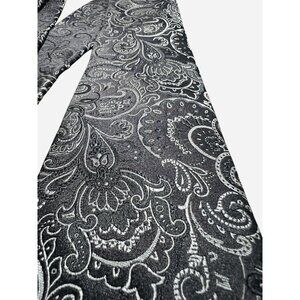 TOM JAMES Men's 100%‎ Silk USA Tie Blue/Silver Paisley